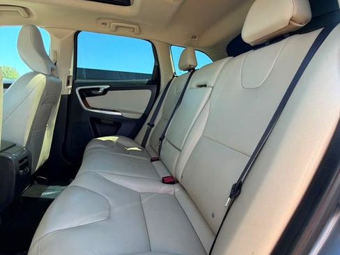 Used 2017 Volvo XC60 T5 Inscription w/ Advanced Package AWD/4WD image 22