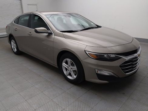 Used 2025 Chevrolet Malibu LS FWD image 11