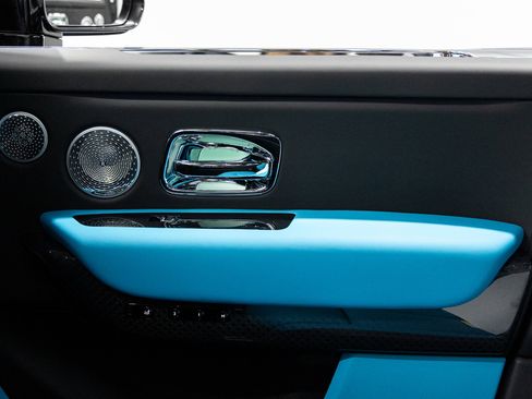 New 2026 Rolls-Royce Cullinan Black Badge image 50