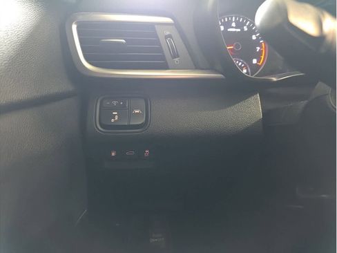 Used 2019 Kia Optima LX image 31