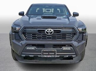 Used 2024 Toyota Tacoma TRD Sport w/ TRD Sport Upgrade Package AWD/4WD video 2