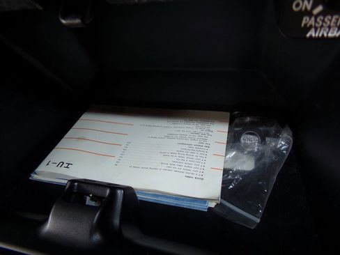 Used 2000 Toyota MR2 image 33