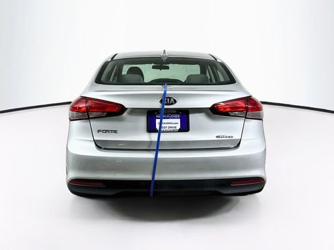 Used 2017 Kia Forte LX FWD image 15