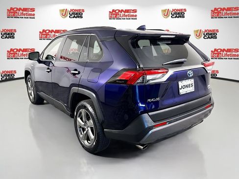 Used 2019 Toyota RAV4 Limited w/ Carpet Mat Package AWD/4WD image 2