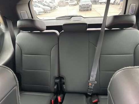Certified 2024 Chevrolet Traverse RS w/ LPO, Floor Liner Package image 16