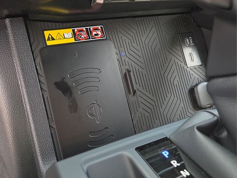 New 2026 Toyota 4Runner SR5 AWD/4WD image 21