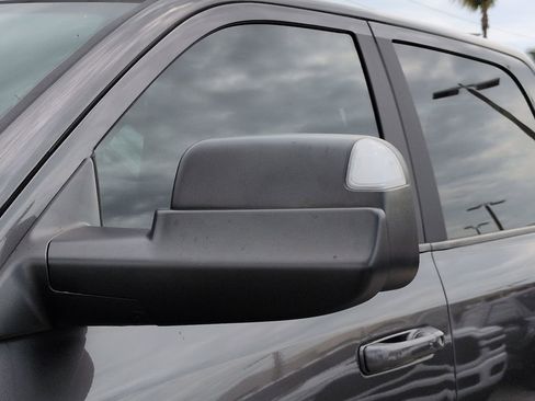 Used 2022 RAM 2500 Laramie w/ Night Edition AWD/4WD image 12