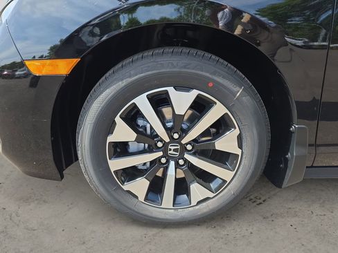 New 2026 Honda Odyssey EX-L image 14