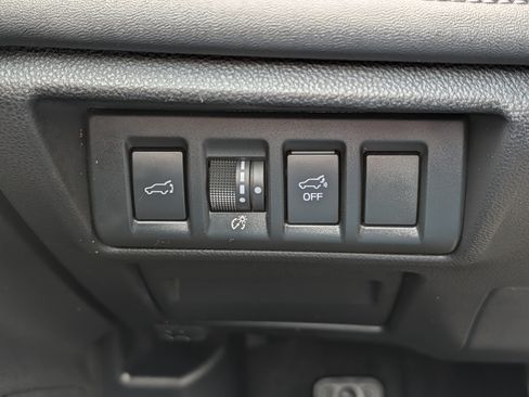 Used 2023 Subaru Outback Touring AWD/4WD image 26