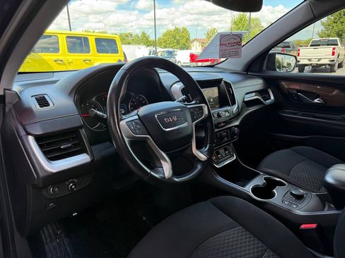 Used 2019 GMC Terrain SLE w/ Driver Convenience Package FWD image 11