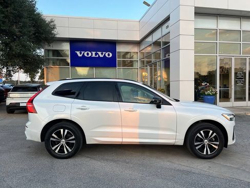 Certified 2024 Volvo XC60 B5 Core w/ Protection Package Premier AWD/4WD image 8
