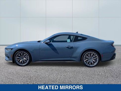 Used 2024 Ford Mustang Premium image 2