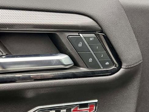 Used 2024 GMC Sierra 1500 AT4 image 19