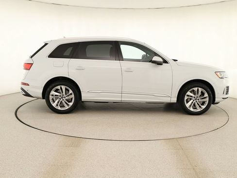 Used 2022 Audi Q7 2.0T Premium Plus AWD/4WD image 8
