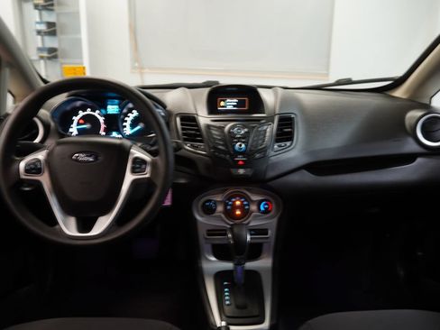 Used 2018 Ford Fiesta SE FWD image 9