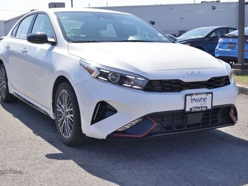 Used 2024 Kia Forte GT-Line image 7