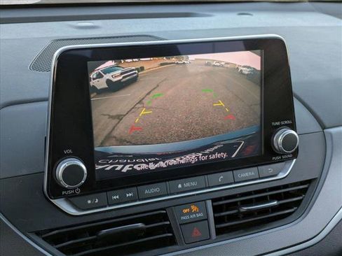 Used 2023 Nissan Altima 2.5 SR image 13