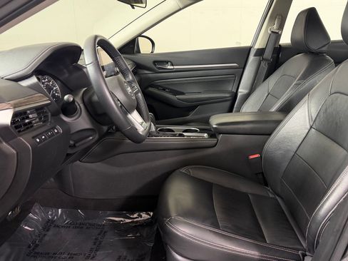 Used 2021 Nissan Altima 2.5 SL FWD image 5