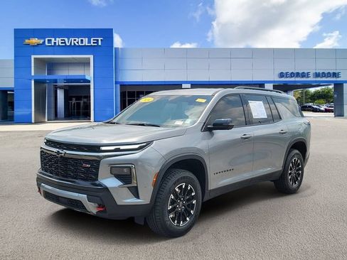 Certified 2024 Chevrolet Traverse Z71 AWD/4WD image 2
