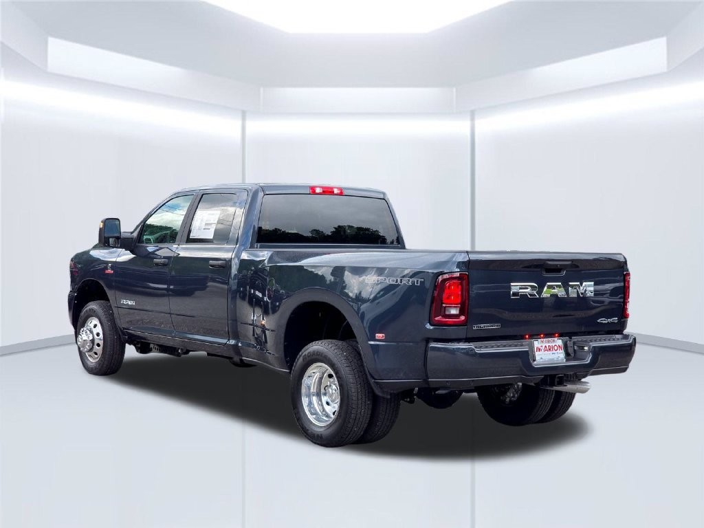 New 2026 RAM 3500 Big Horn AWD/4WD image 17