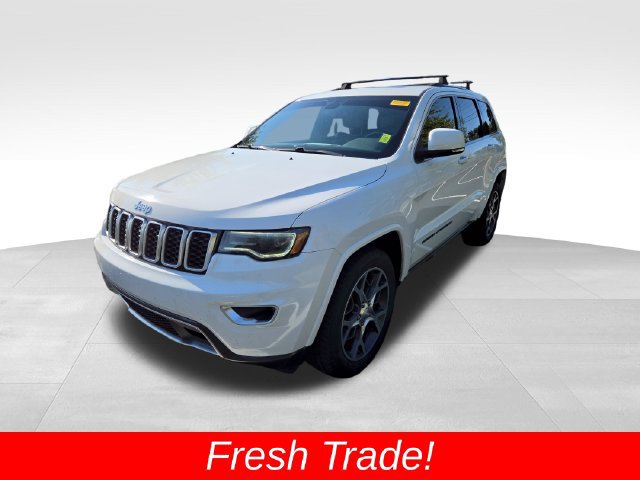 Used 2018 Jeep Grand Cherokee Limited AWD/4WD image 1