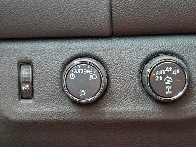 Used 2022 Chevrolet Colorado ZR2 w/ ZR2 Midnight Special Edition AWD/4WD image 18