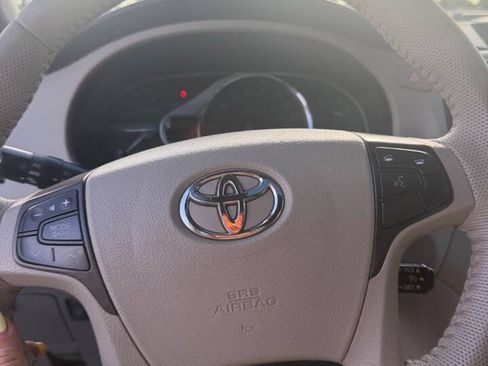 Used 2013 Toyota Sienna XLE FWD image 14