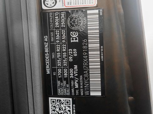 Used 2024 Mercedes-Benz G 63 AMG Squared image 62