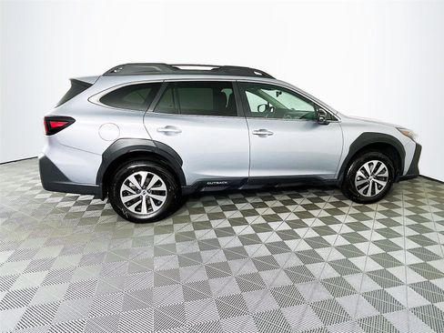 Certified 2025 Subaru Outback Premium image 11