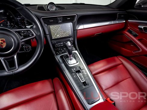 Used 2017 Porsche 911 Targa 4S image 39