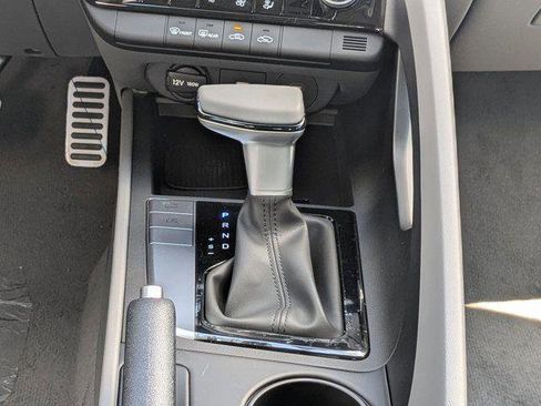 New 2025 Hyundai Elantra Sport FWD image 13