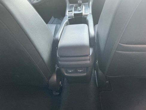 Used 2017 Honda Civic Touring image 11