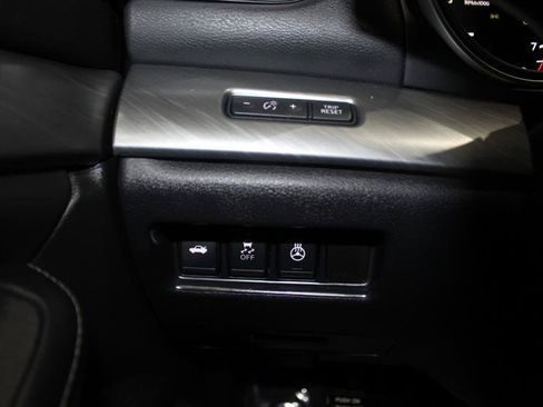 Used 2017 Nissan Maxima 3.5 SL FWD image 25