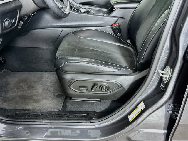 Used 2024 Jeep Grand Cherokee L Altitude AWD/4WD image 22