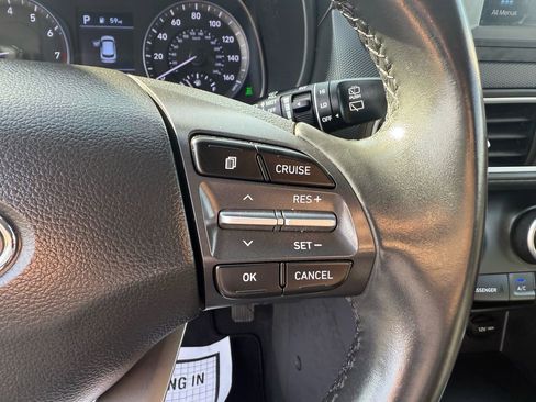 Used 2020 Hyundai Kona SEL w/ Cargo Package image 12