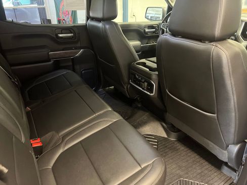 Used 2021 Chevrolet Silverado 1500 LTZ w/ Technology Package AWD/4WD image 50