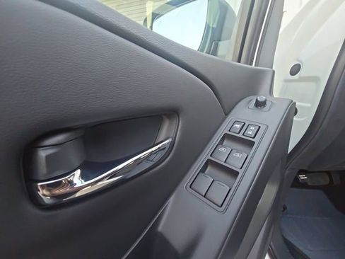 New 2026 Nissan Frontier SV image 27