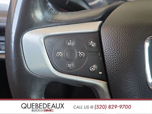Used 2022 GMC Acadia SLT w/ Preferred Package FWD image 15