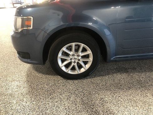 Used 2018 Ford Flex SE FWD image 9