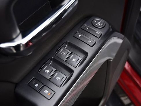 Used 2018 Chevrolet Silverado 1500 LT w/ All Star Edition image 8