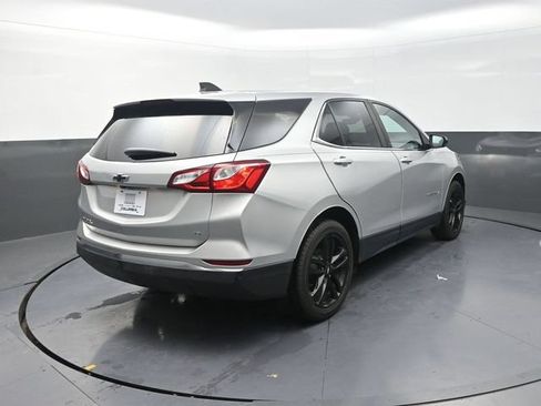 Used 2021 Chevrolet Equinox LT FWD image 10