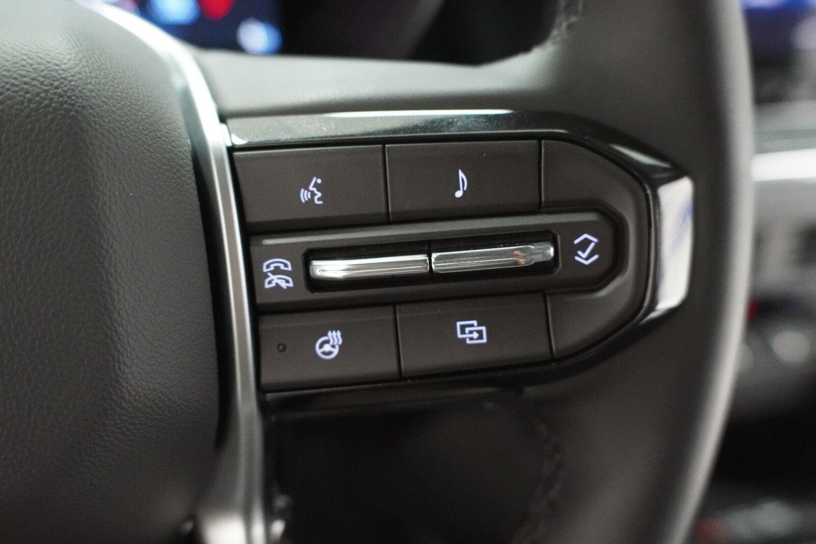 New 2026 Chevrolet Colorado Trail Boss AWD/4WD image 11