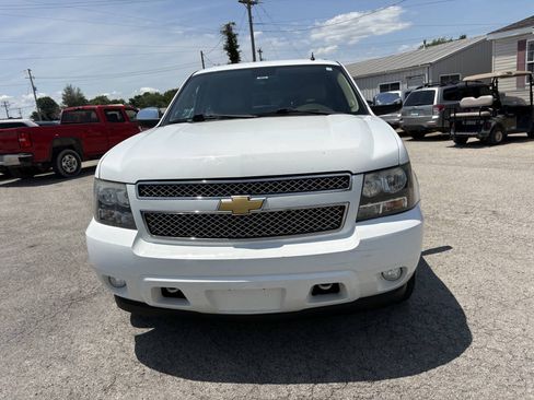 Used 2013 Chevrolet Suburban LT w/ All-Star Edition RWD image 3
