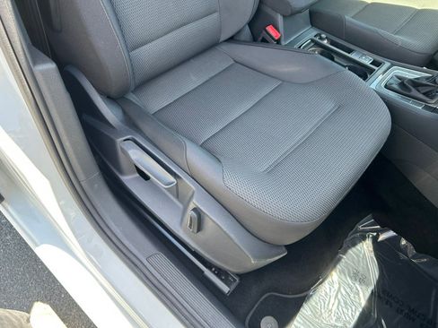 Used 2019 Volkswagen e-Golf SE w/ Driver Assistance Package FWD image 27