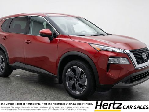 Used 2025 Nissan Rogue SV AWD/4WD image 1