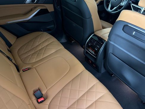 Certified 2024 BMW X5 sDrive40i w/ Premium Package RWD image 33