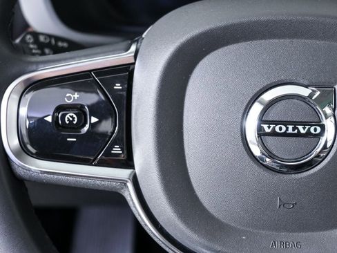 Certified 2023 Volvo XC60 B5 Plus w/ Protection Package AWD/4WD image 11