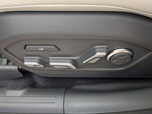 New 2025 Hyundai Santa Fe Calligraphy image 18