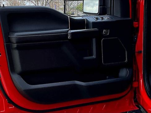 Used 2018 Ford F150 Raptor w/ Equipment Group 802A Luxury image 22