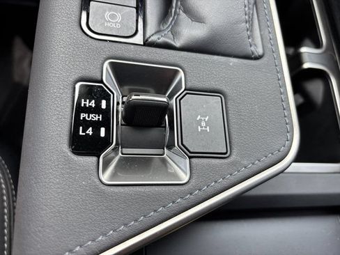 Used 2024 Lexus GX 550 w/ Accessory Package (Z1) AWD/4WD image 50